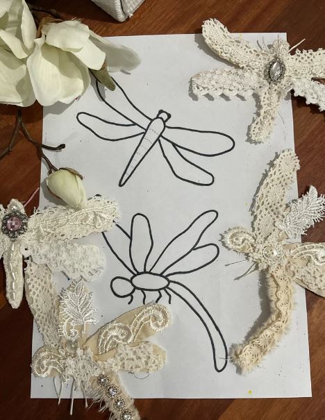 PDF File : Scrappy Dragonflies